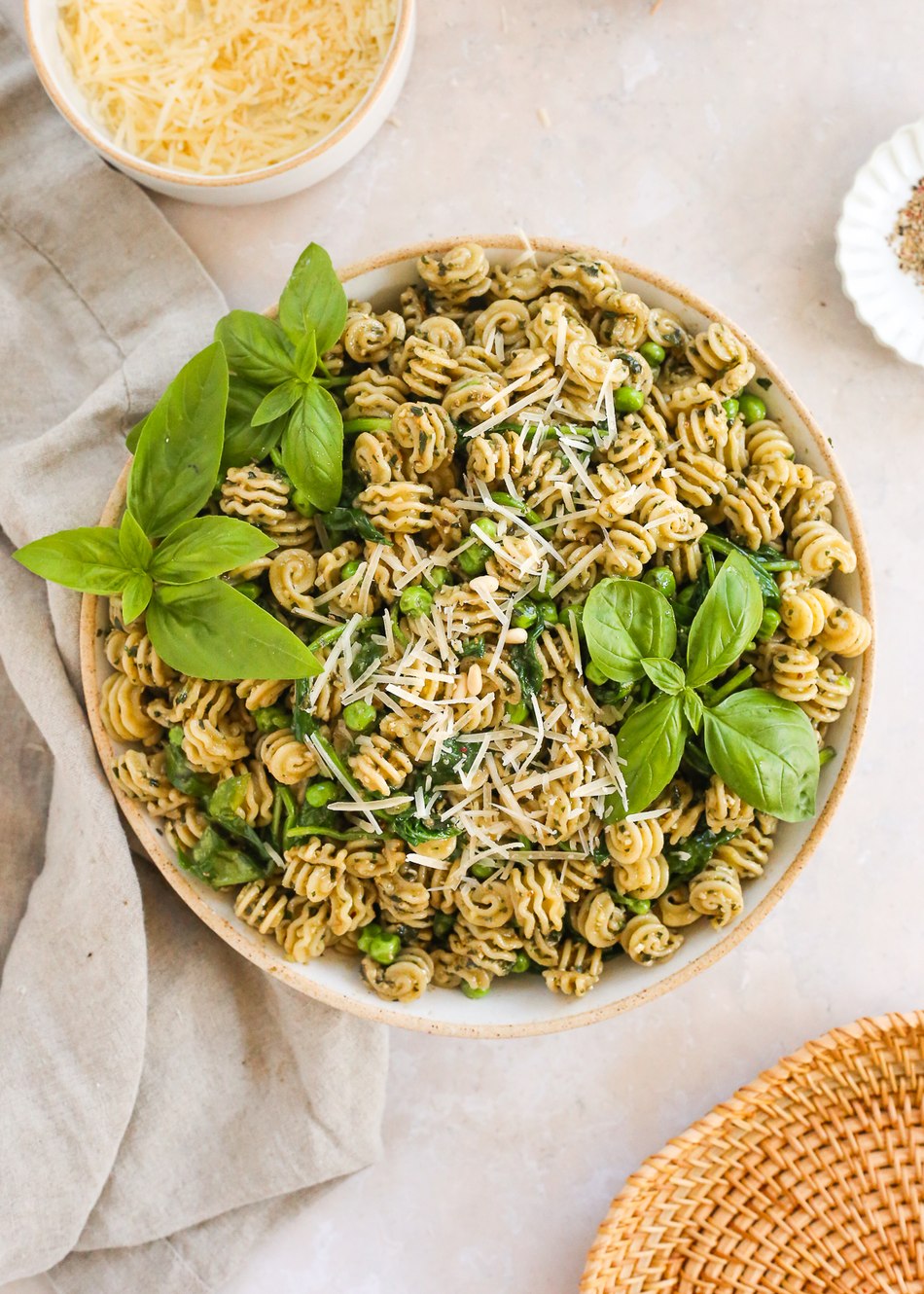 pulsacyjne siekanie składników pesto w urządzeniu